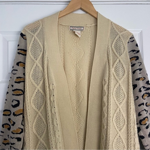 Flying Tomato Cardigan Sweater Ivory Aztec Tribal Leopard Mixed Print Open Sz L - Picture 3 of 11
